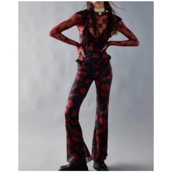 FREE PEOPLE AUSTYN FEMME FLORAL FLARE WIDE LEG RUFFLE TRIM JUMPSUIT SIZE S - Picture 3 of 11